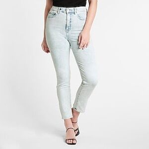Express Super High Waisted Light Wash Slim Jeans size 8short